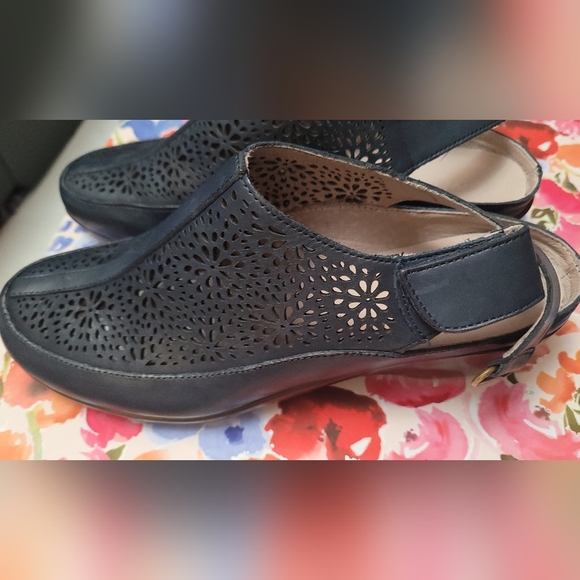 Easy Spirit Dawn Slingback Clog Dark Blue 7M - Picture 4 of 11